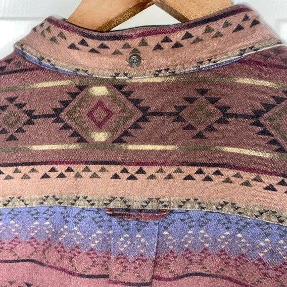 Cabela’s Deerskin Soft Chamois Southwest Geometric Button Shirt – Men’s Size L - Picture 8 of 9